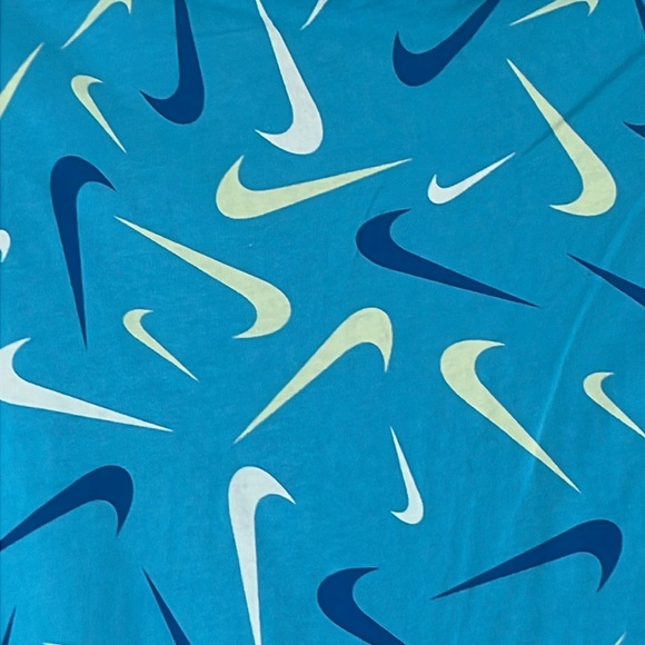 Boys Nike Tee Size Large - Picture 8 of 8